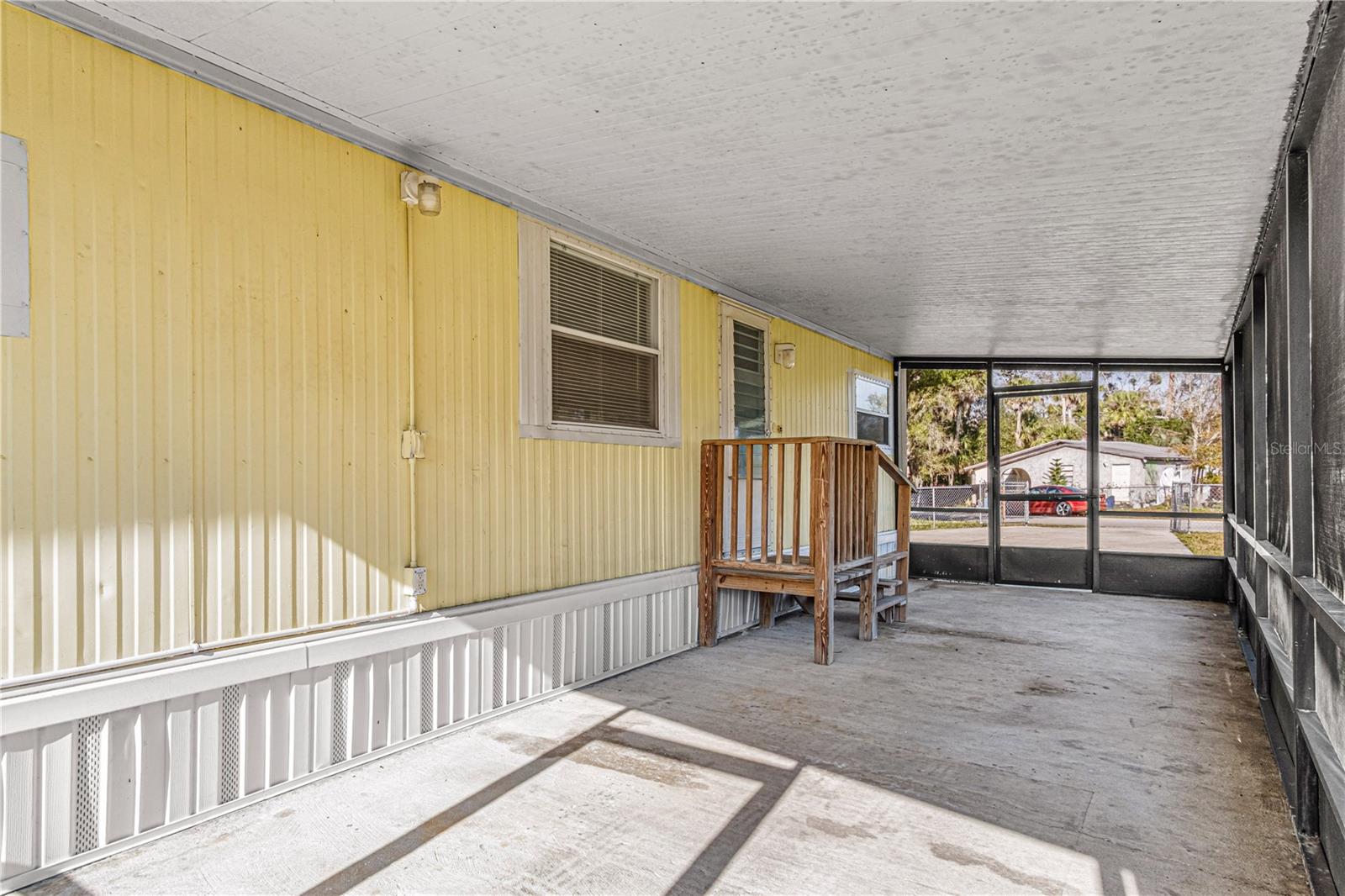 Image 2 of 20 For 1517 Avenue C