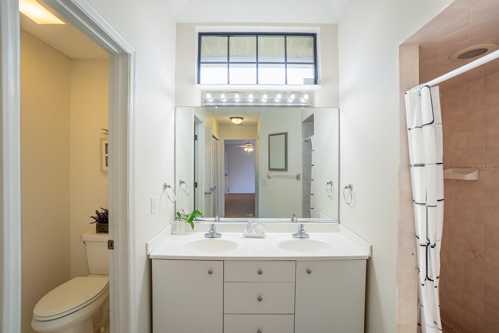 Image 14 of 54 For 107 Forsythe Lane