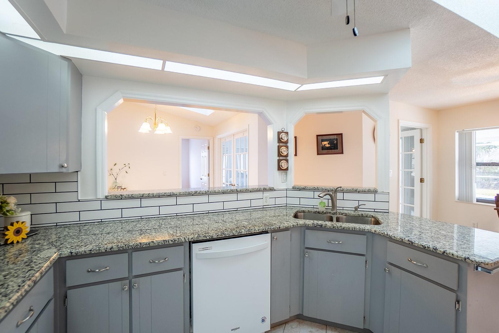 Image 18 of 54 For 107 Forsythe Lane