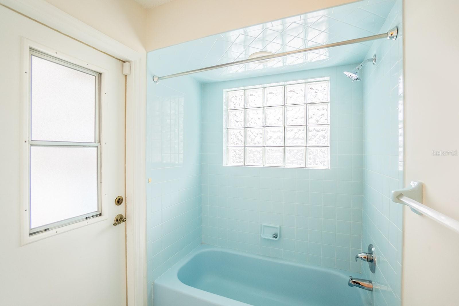 Image 25 of 54 For 107 Forsythe Lane