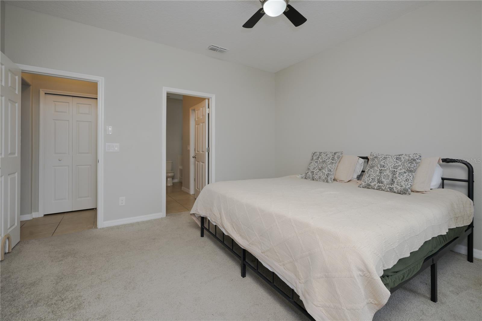 Image 33 of 48 For 5331 Creekside Park Avenue