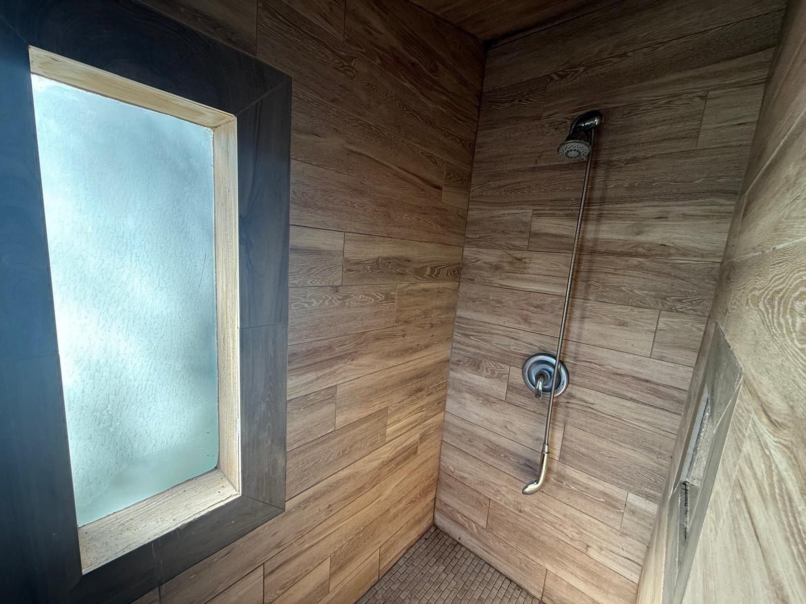 Image 6 of 7 For 116 Stone Farm Road