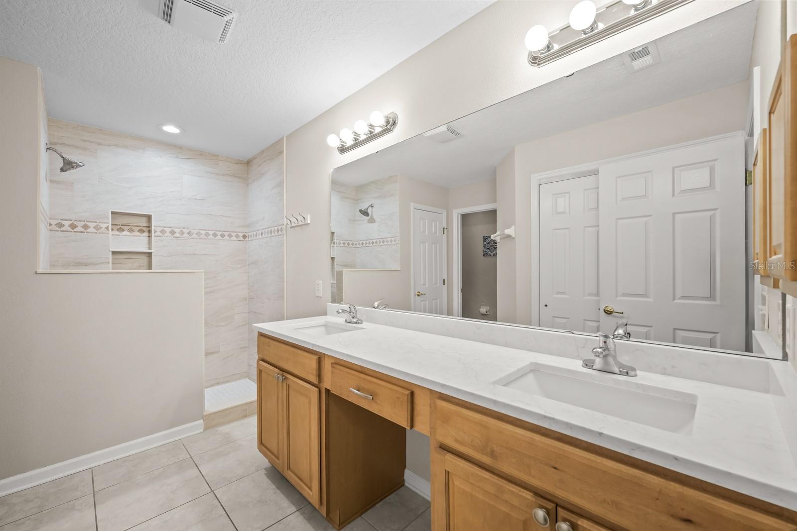 Image 26 of 98 For 466 Wooded Crossing Circle