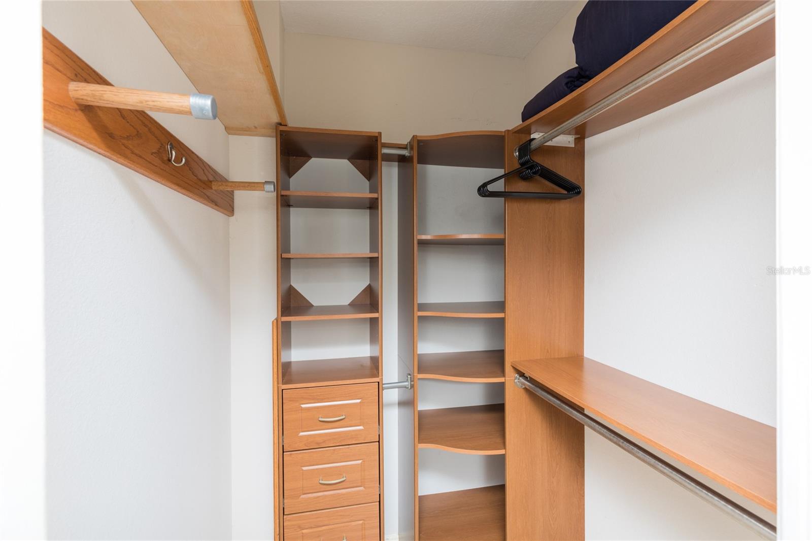 Image 25 of 54 For 80 Surfview Drive 103