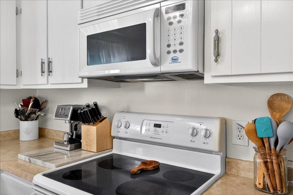 Image 16 of 36 For 5 Clark Lane