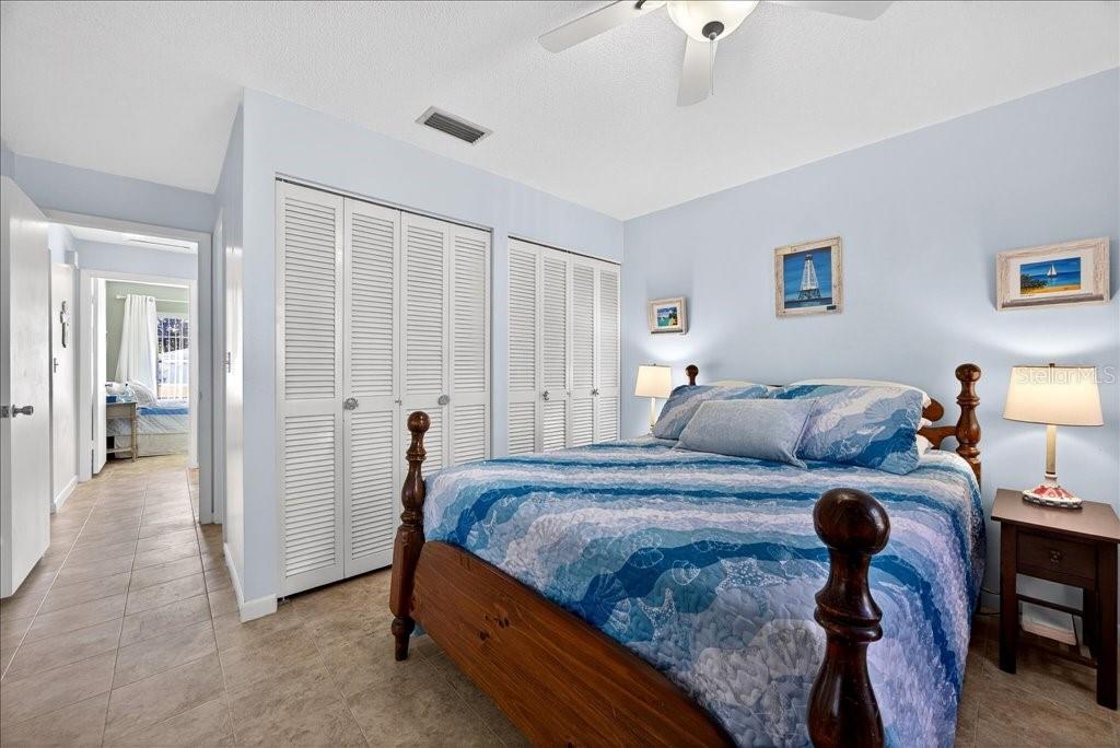 Image 24 of 36 For 5 Clark Lane