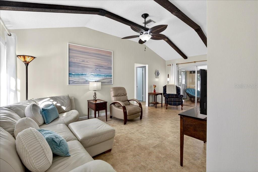 Image 8 of 36 For 5 Clark Lane