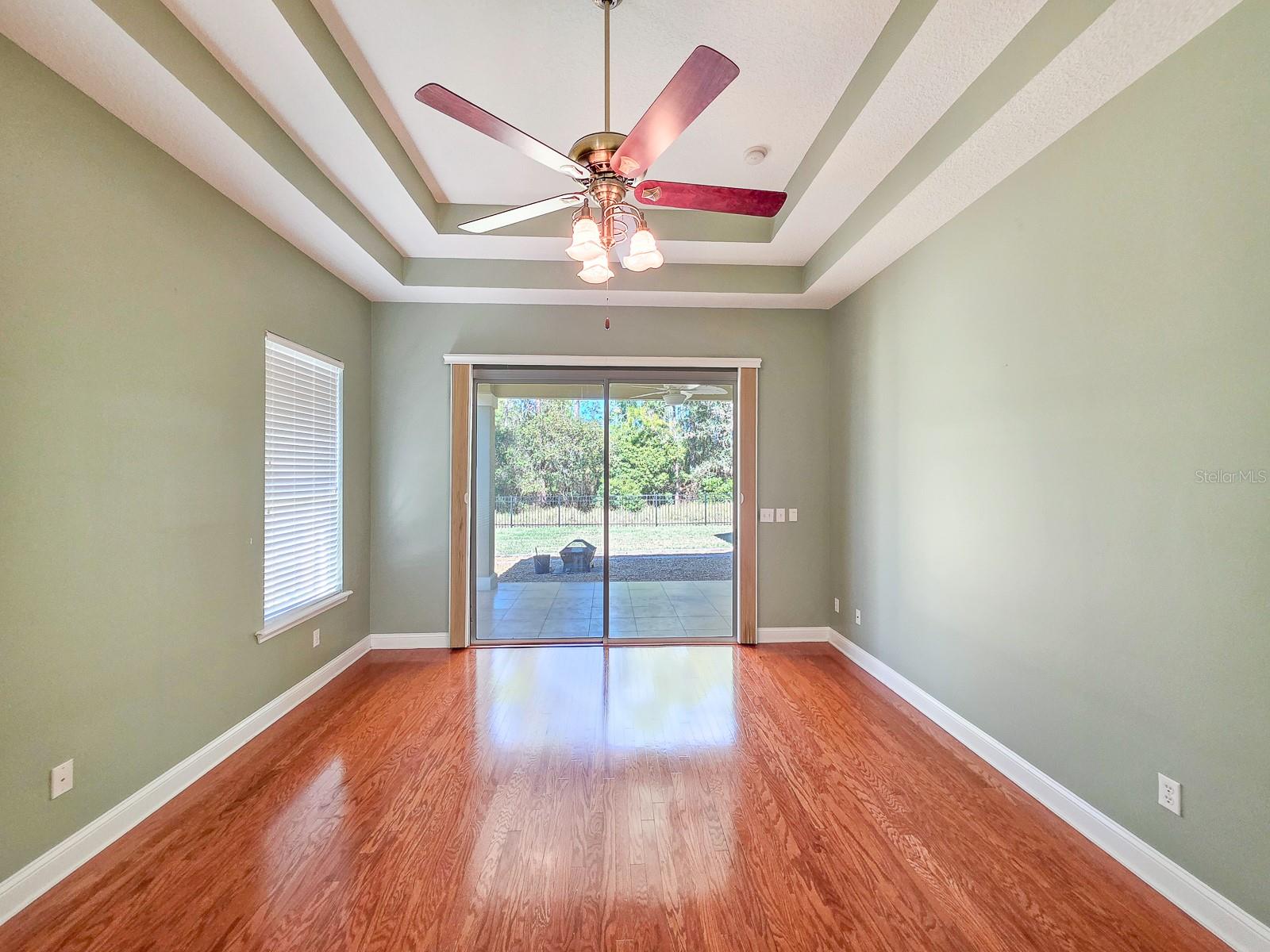 Image 23 of 75 For 1329 Kinsington Court