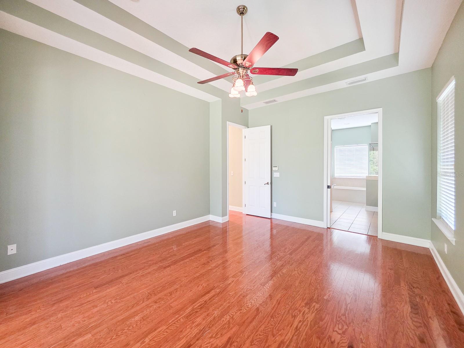 Image 27 of 75 For 1329 Kinsington Court