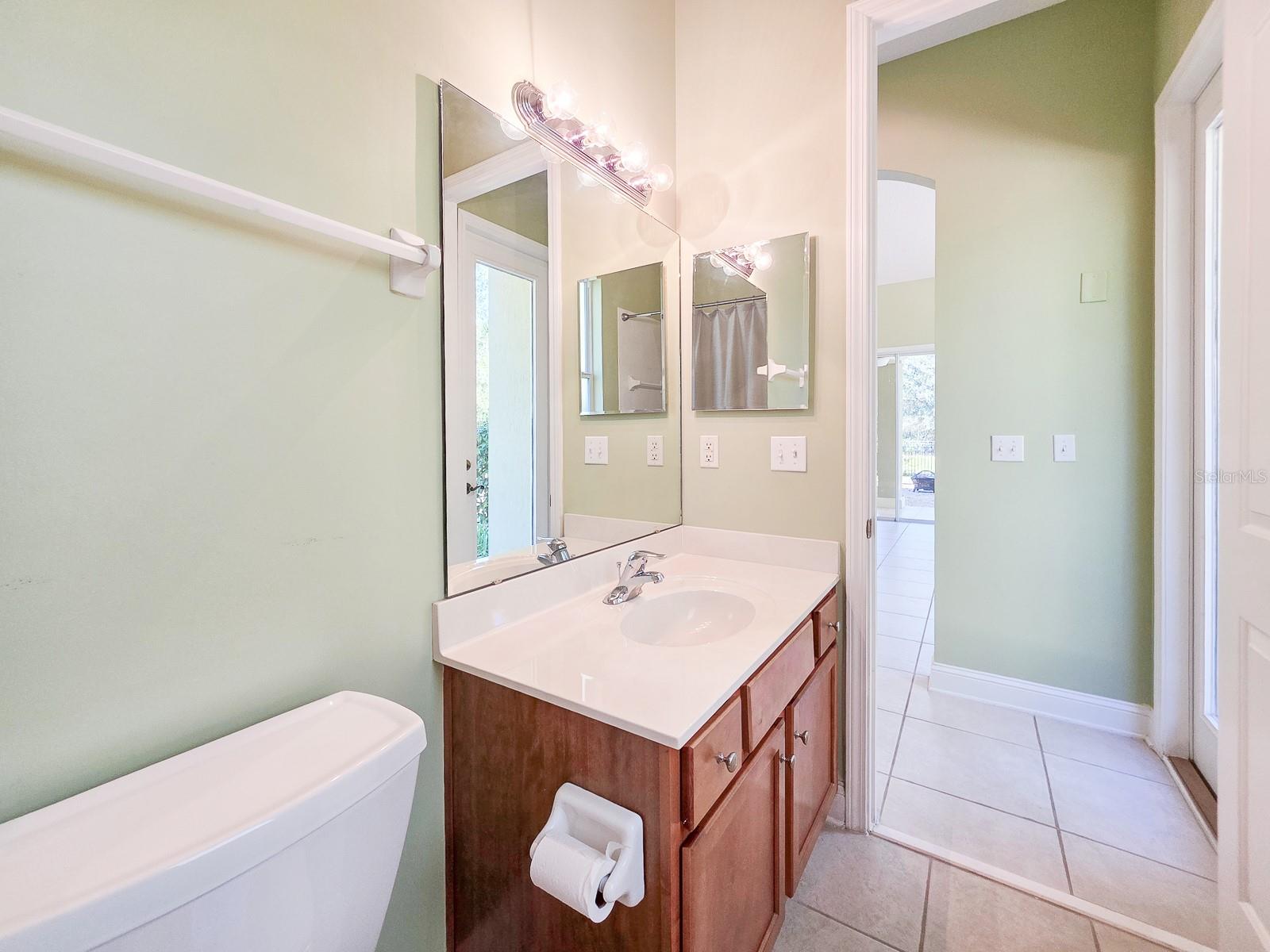 Image 46 of 75 For 1329 Kinsington Court