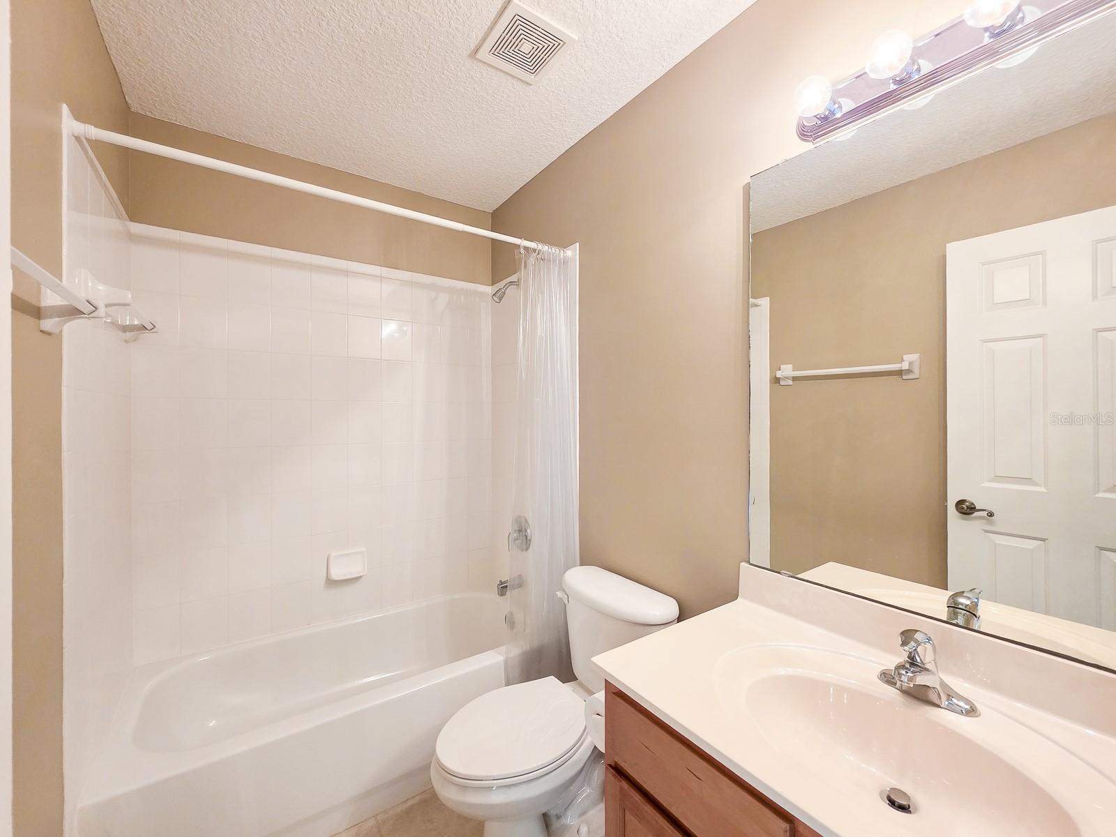 Image 56 of 75 For 1329 Kinsington Court