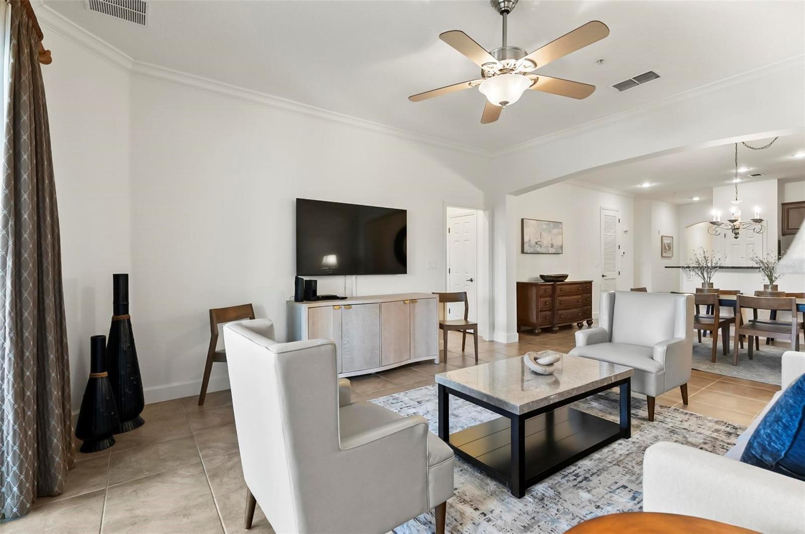 Image 13 of 92 For 200 Cinnamon Beach Way 122