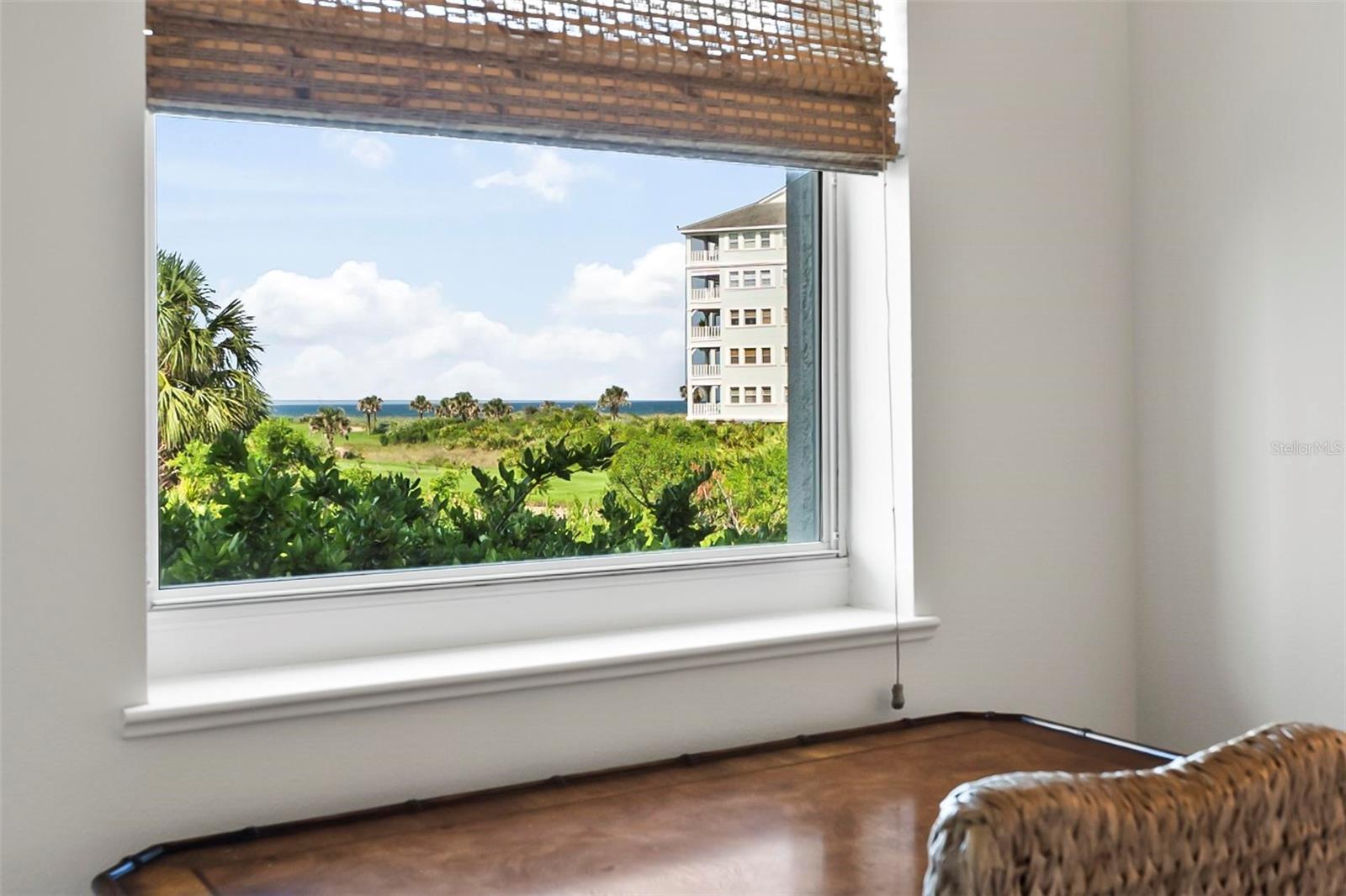 Image 23 of 92 For 200 Cinnamon Beach Way 122