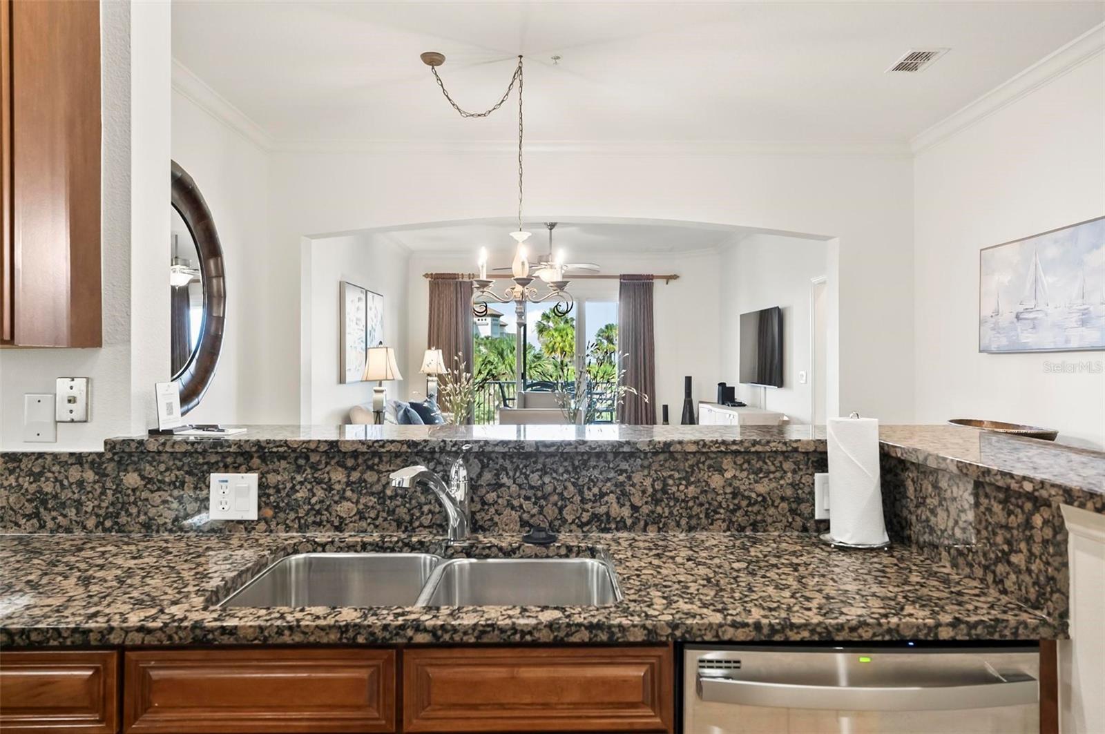 Image 7 of 92 For 200 Cinnamon Beach Way 122