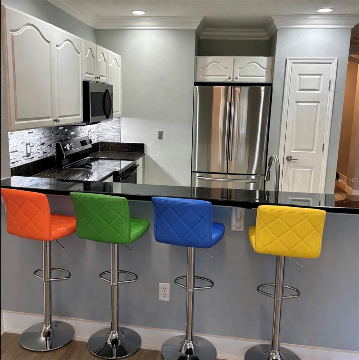 Image 11 of 81 For 100 Canopy Walk Lane 112