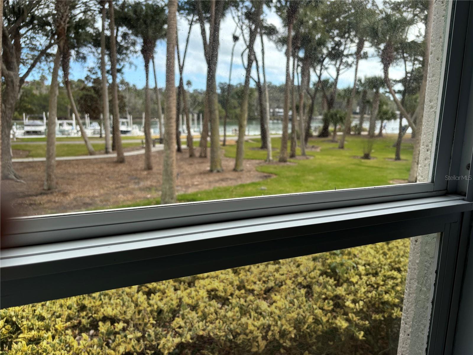 Image 19 of 81 For 100 Canopy Walk Lane 112