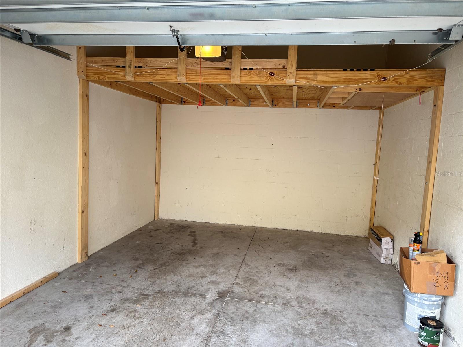 Image 39 of 81 For 100 Canopy Walk Lane 112