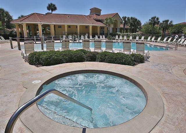 Image 47 of 81 For 100 Canopy Walk Lane 112