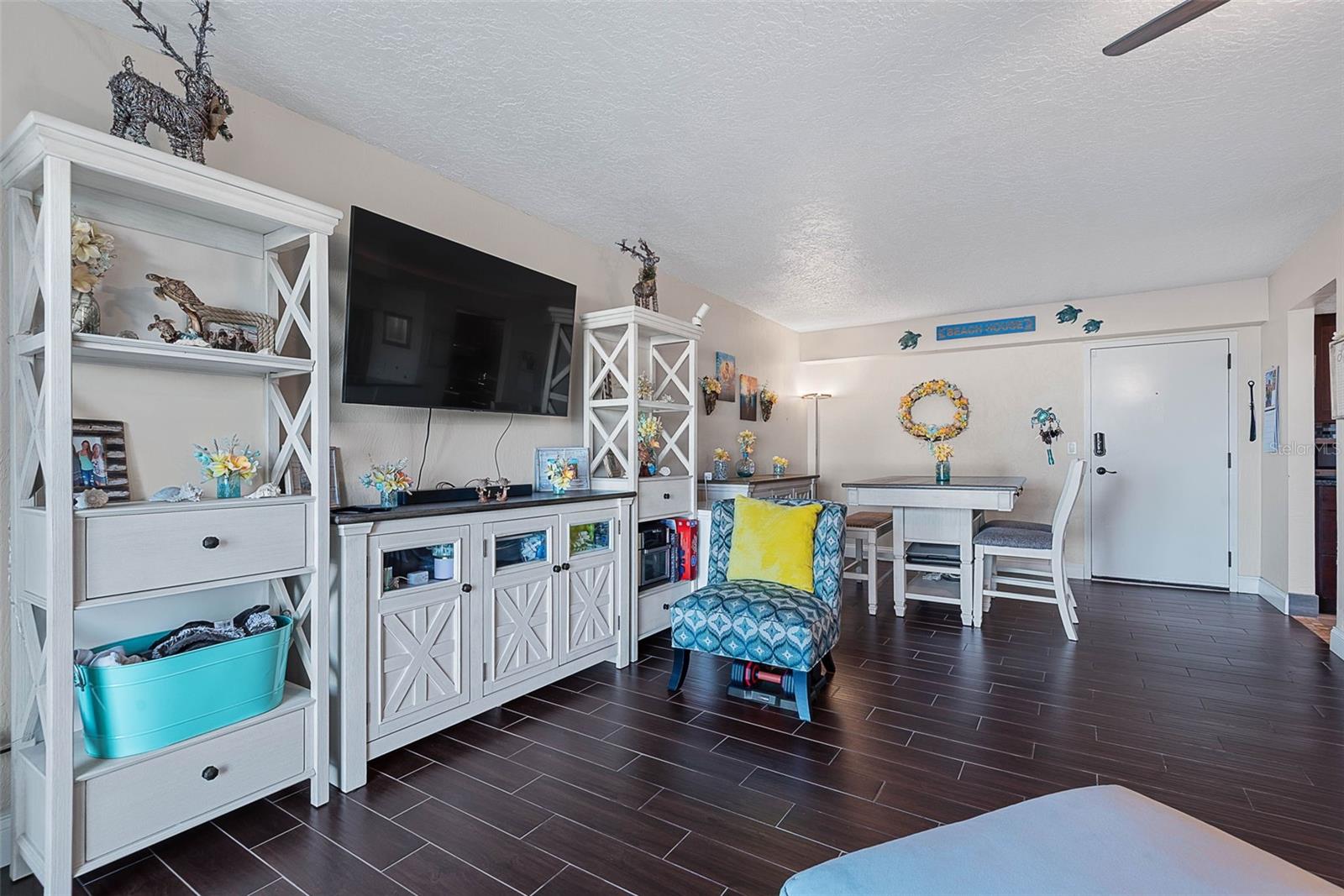 Image 9 of 65 For 3600 Ocean Shore Boulevard 213