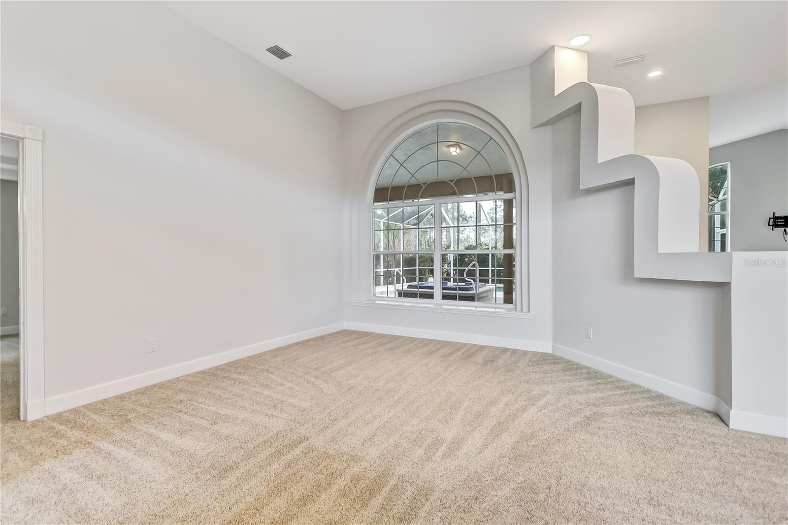 Image 10 of 53 For 16 Edgar Lane