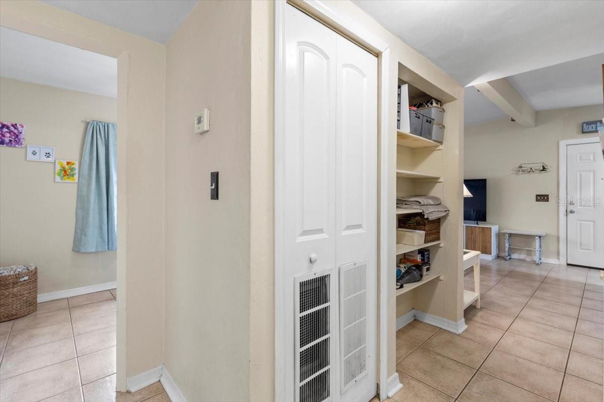 Image 22 of 38 For 450 Card Avenue