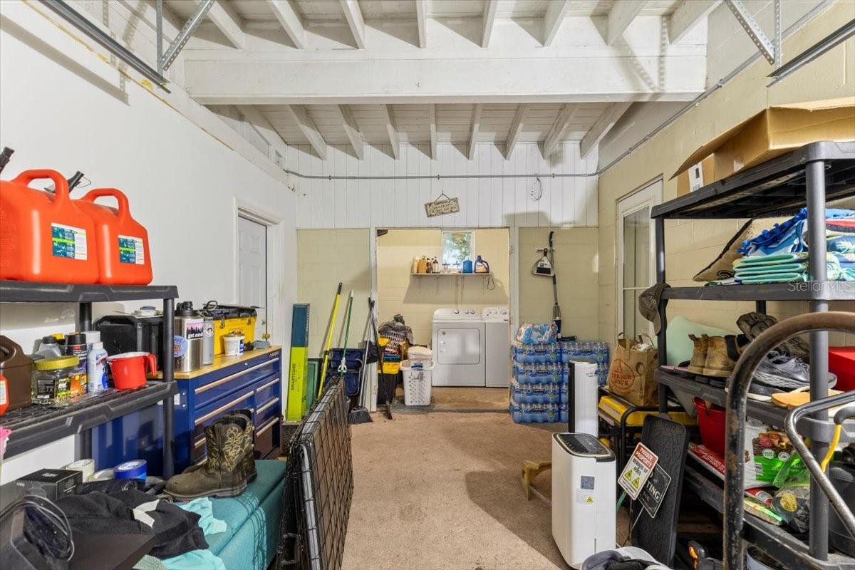 Image 26 of 38 For 450 Card Avenue