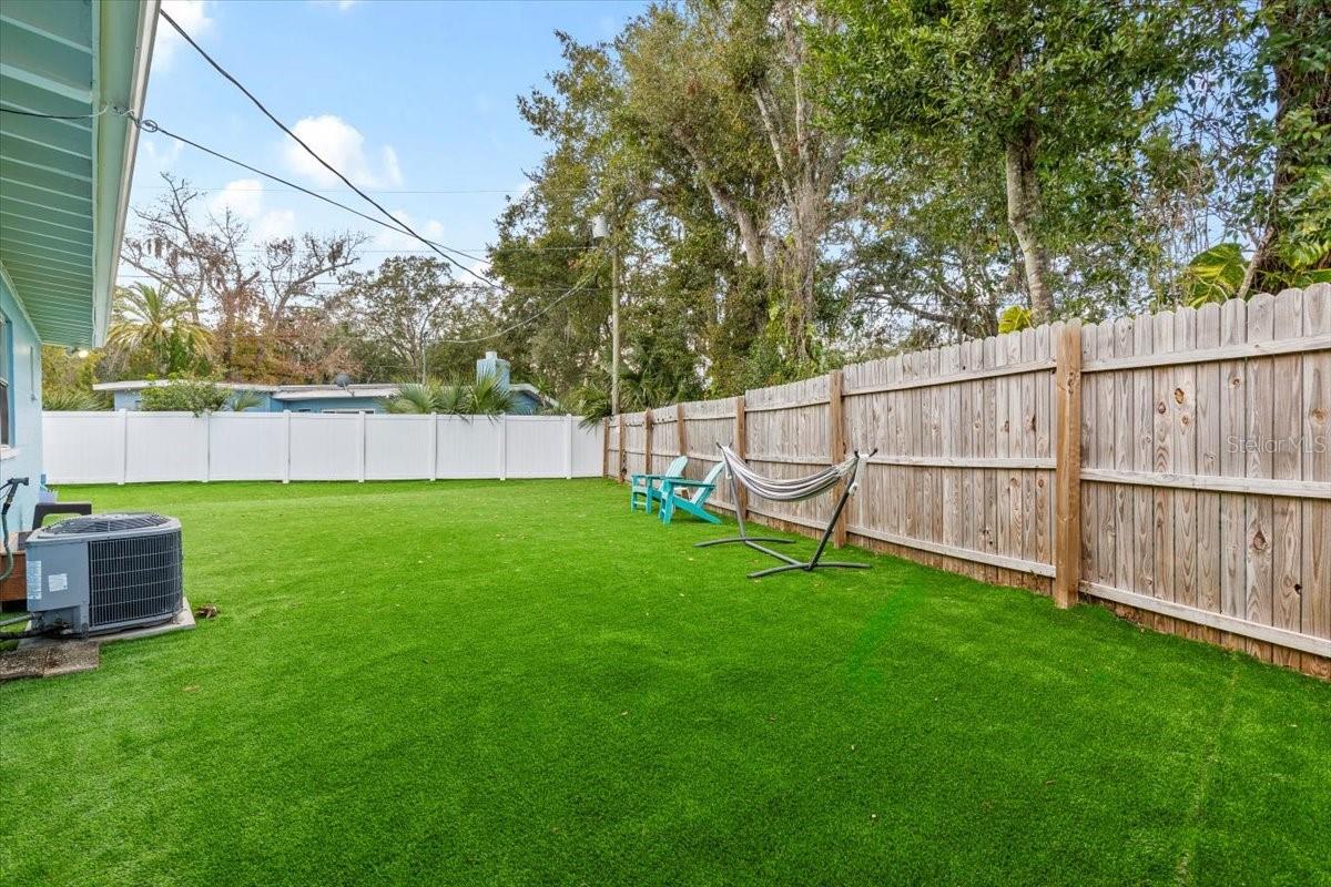 Image 32 of 38 For 450 Card Avenue