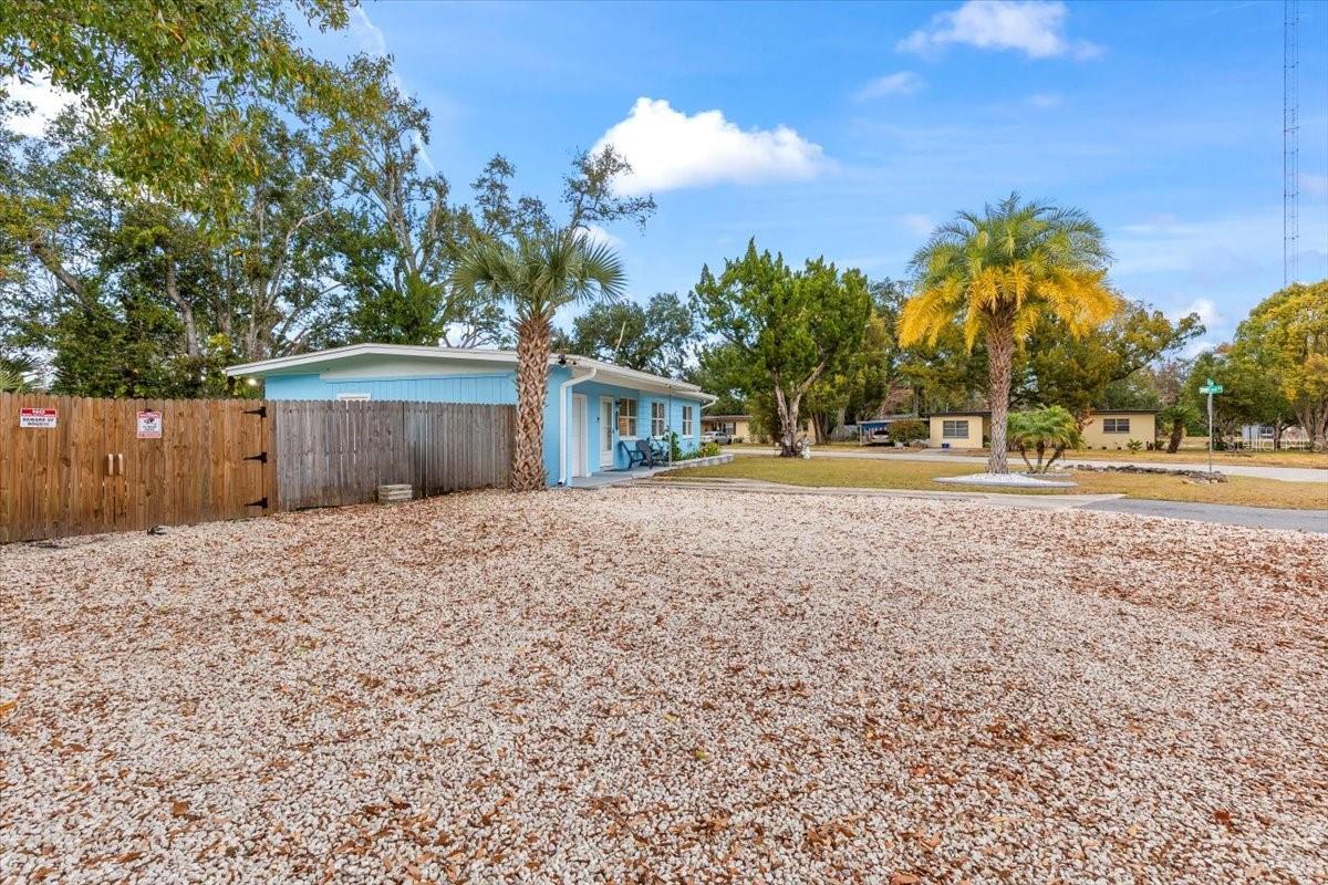 Image 34 of 38 For 450 Card Avenue