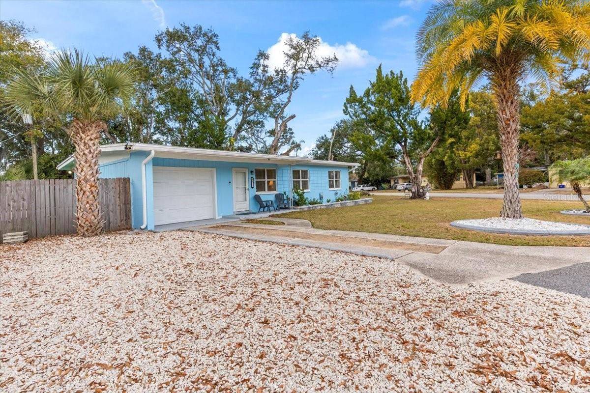 Image 35 of 38 For 450 Card Avenue