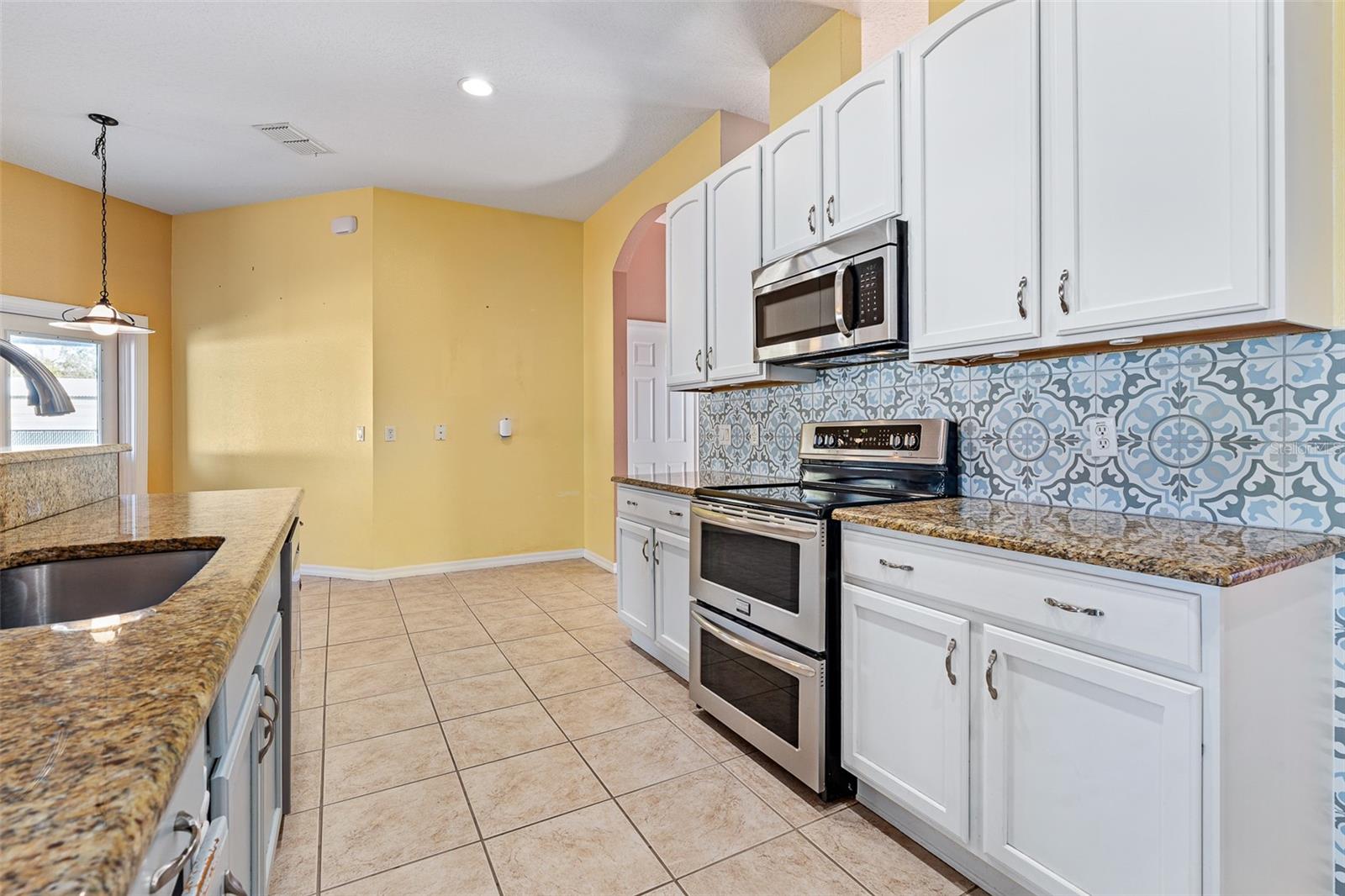 Image 14 of 45 For 33 Seamanship Trail