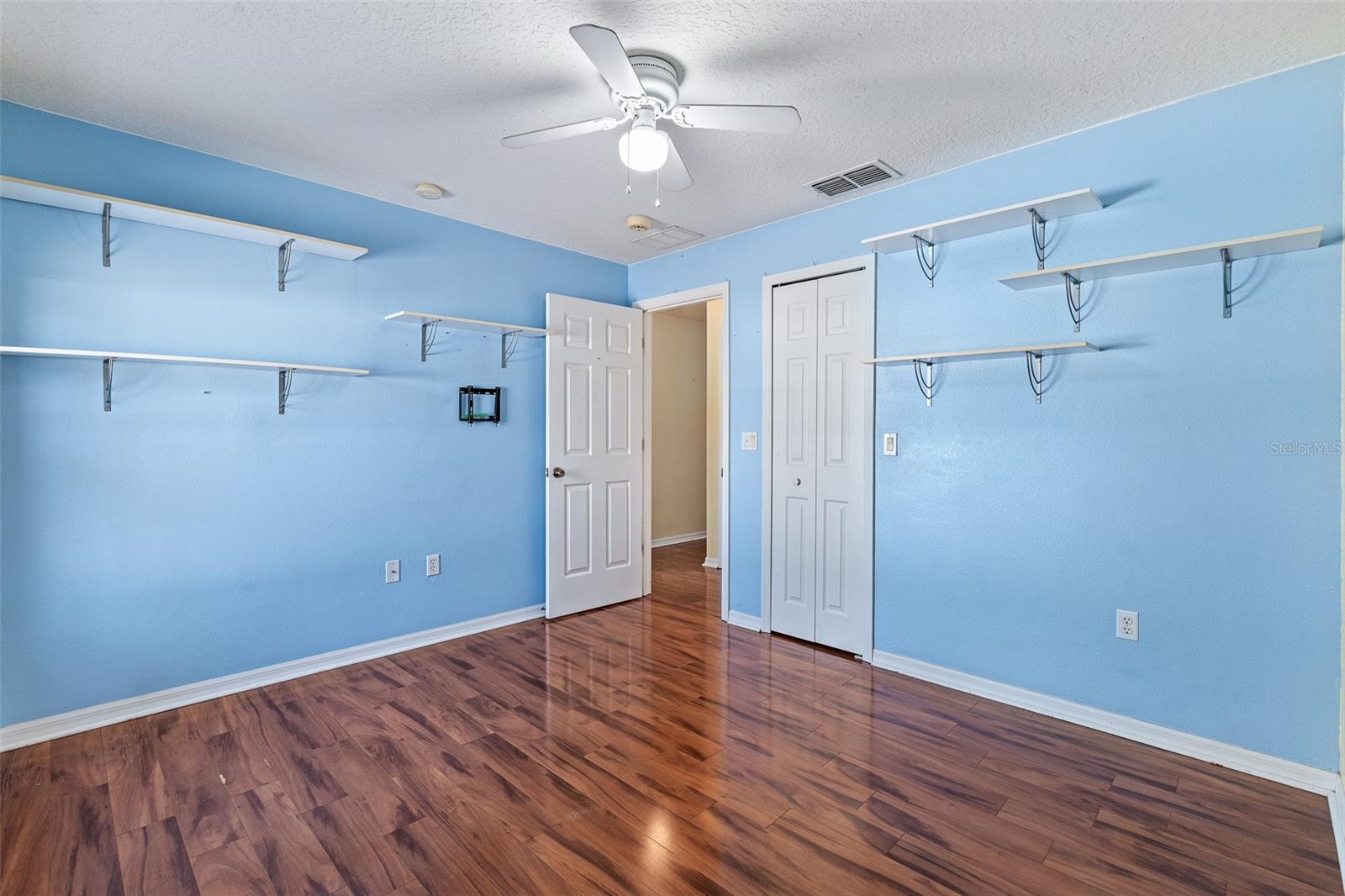 Image 32 of 45 For 33 Seamanship Trail