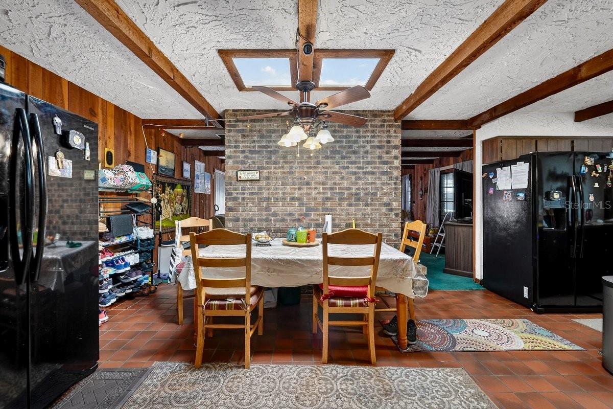 Image 14 of 44 For 279 Riverbend Road