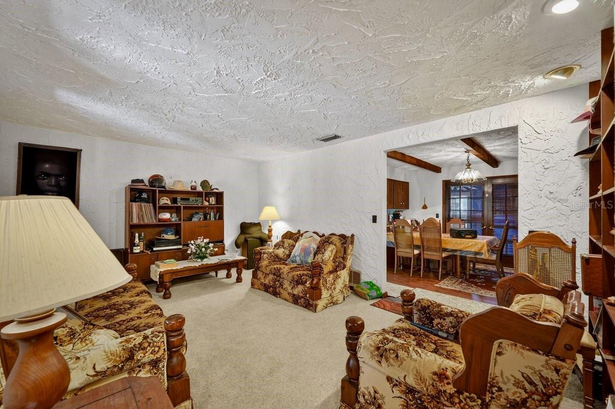 Image 16 of 44 For 279 Riverbend Road