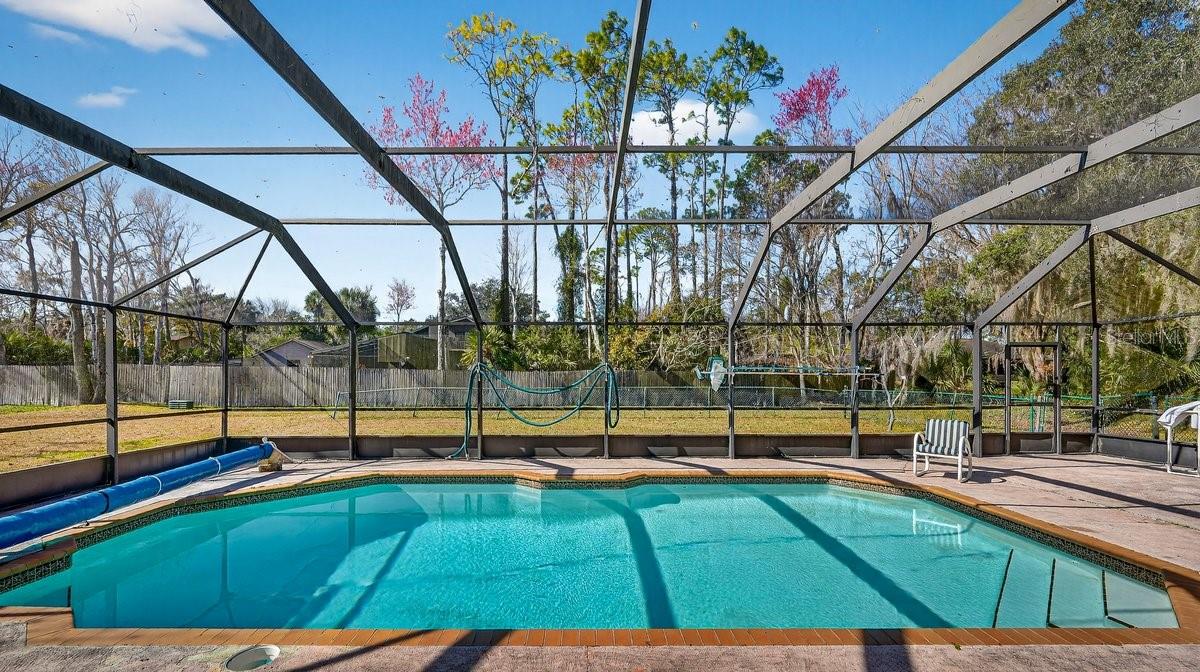 Image 31 of 44 For 279 Riverbend Road