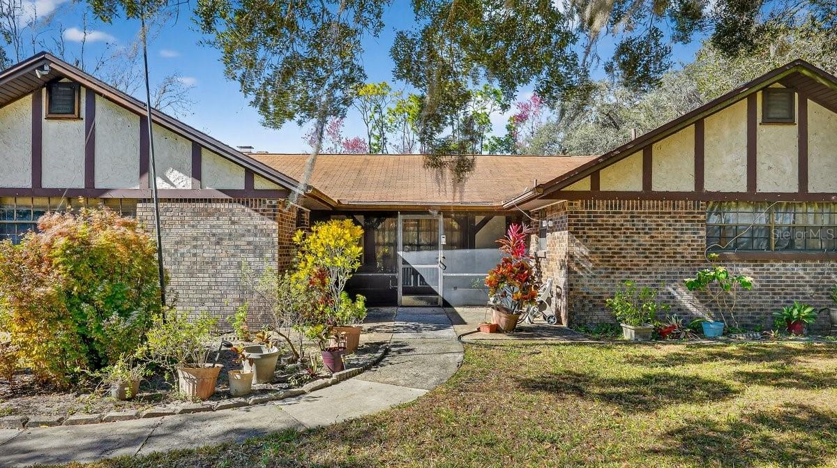 Image 39 of 44 For 279 Riverbend Road