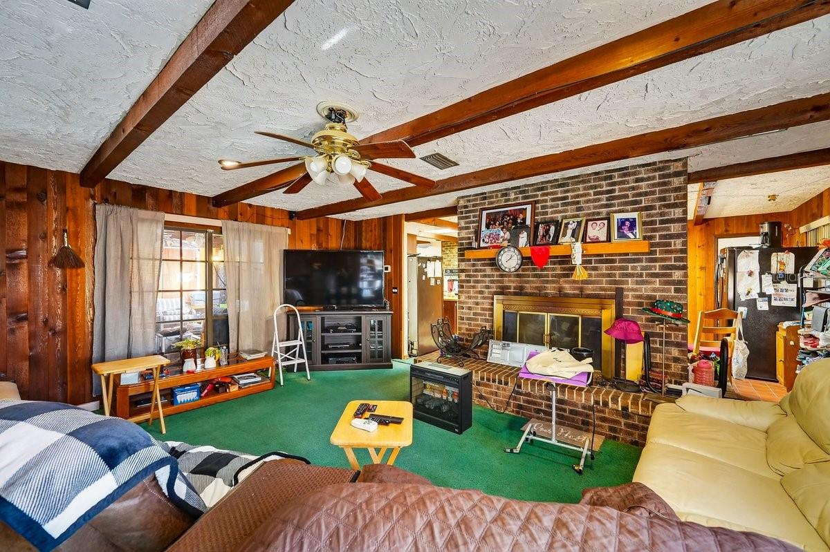 Image 6 of 44 For 279 Riverbend Road