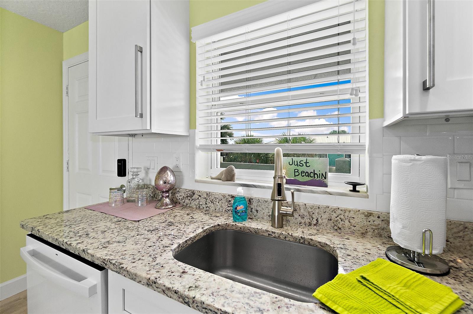 Image 8 of 24 For 300 Central Avenue 202