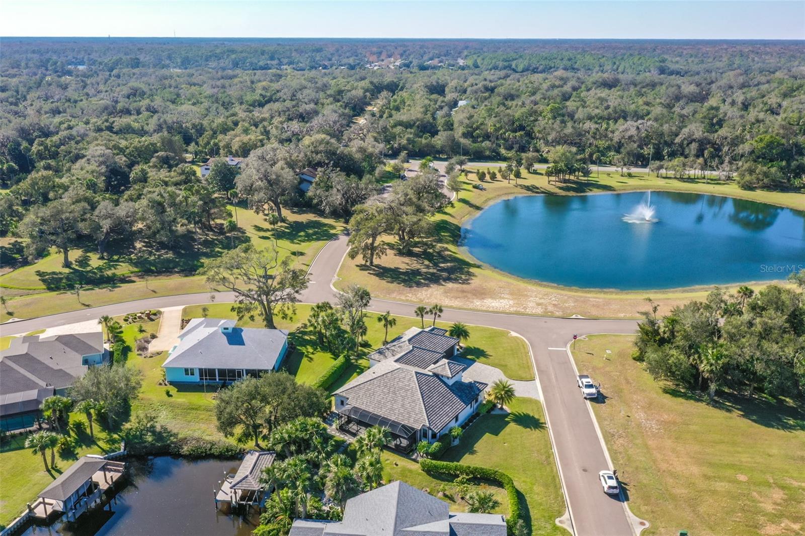 Listing photo id 11 for 100 Seaside Point