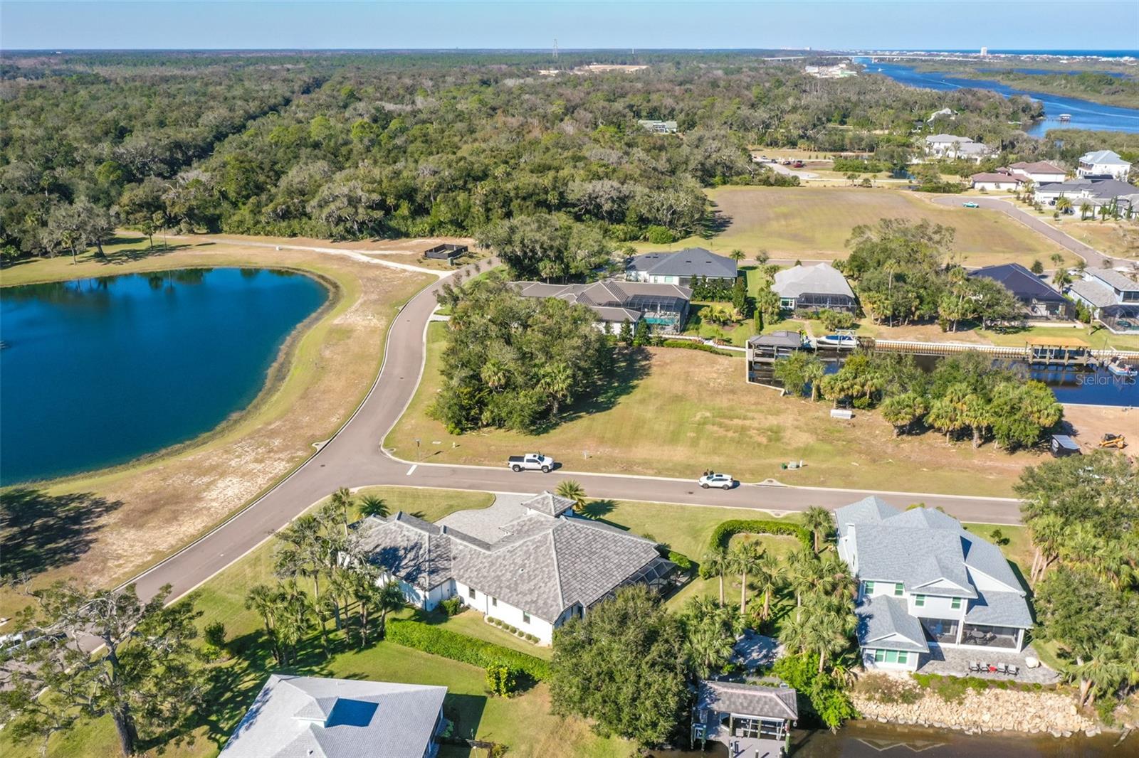 Listing photo id 25 for 100 Seaside Point