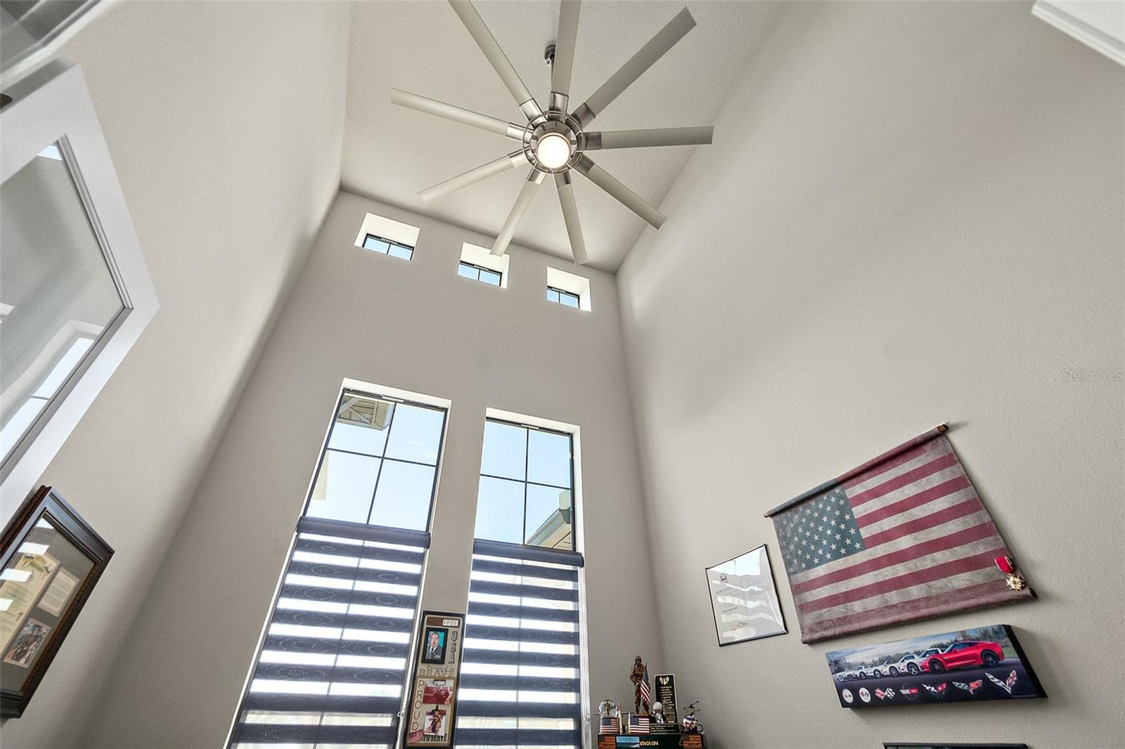 Listing photo id 80 for 100 Seaside Point