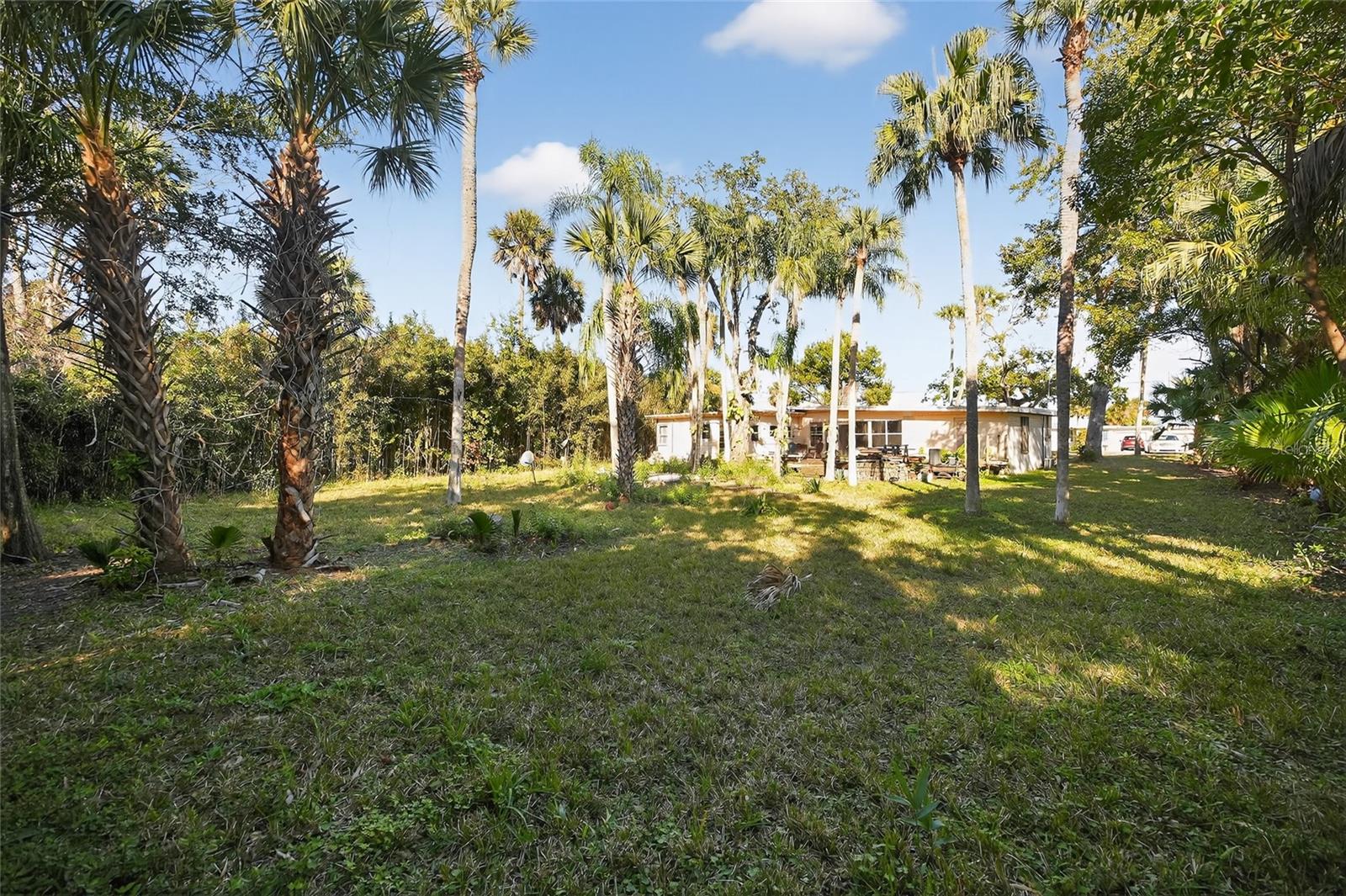 Image 11 of 64 For 1630 Riverside Drive