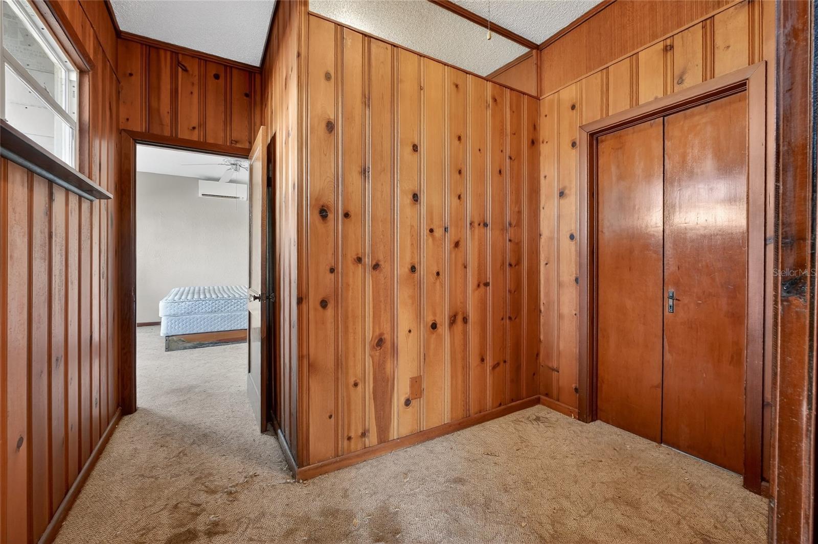 Image 26 of 64 For 1630 Riverside Drive