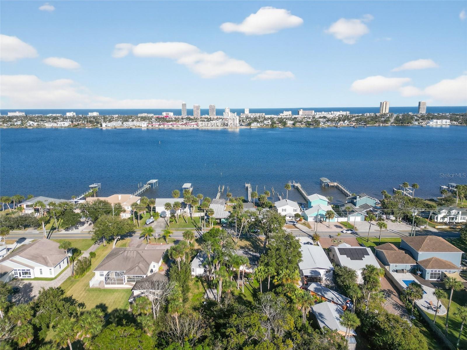 Image 3 of 64 For 1630 Riverside Drive