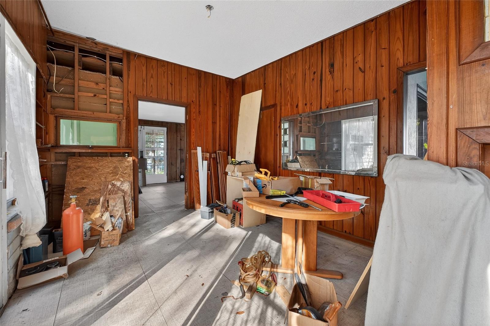 Image 33 of 64 For 1630 Riverside Drive