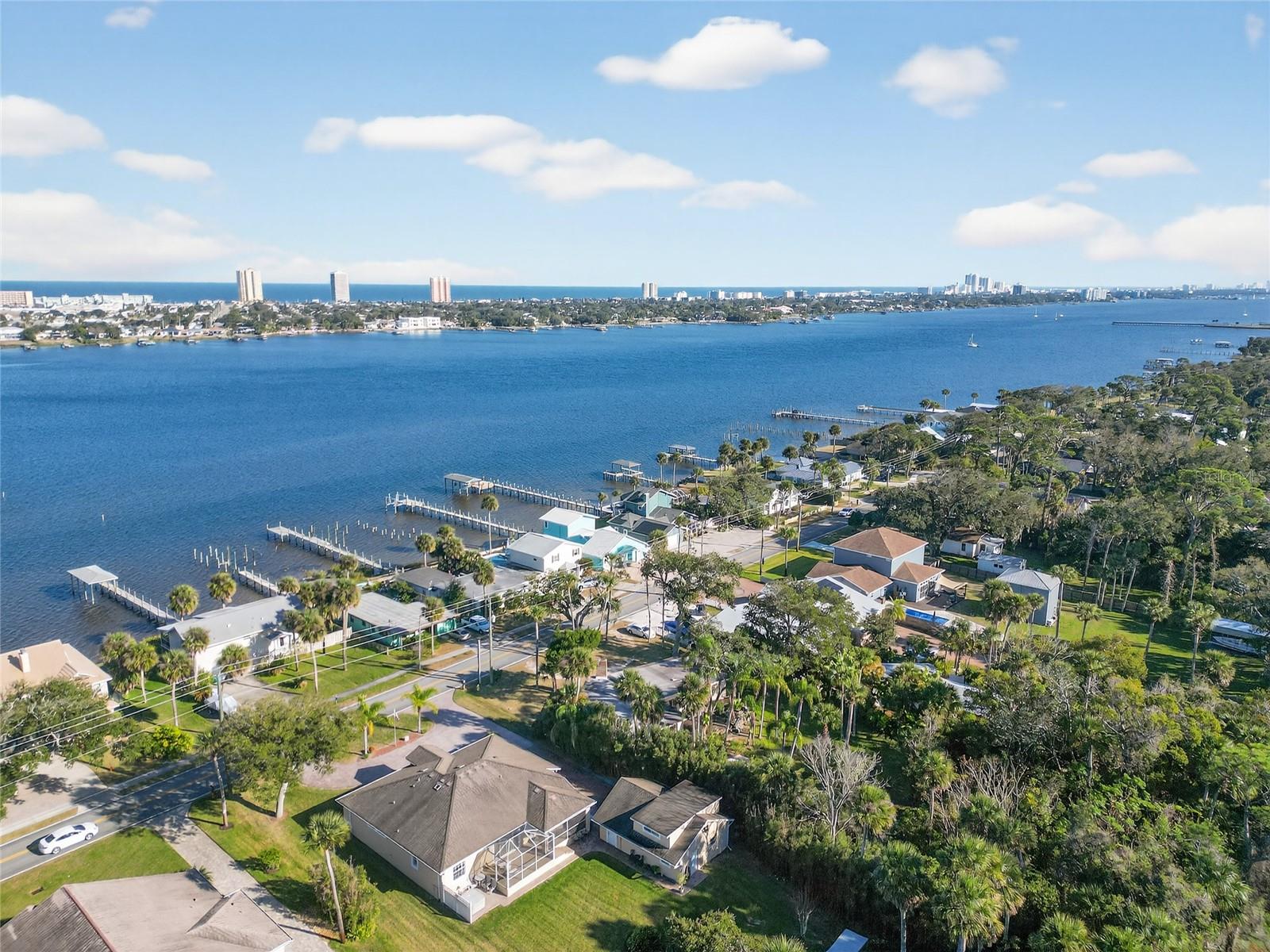 Image 46 of 64 For 1630 Riverside Drive