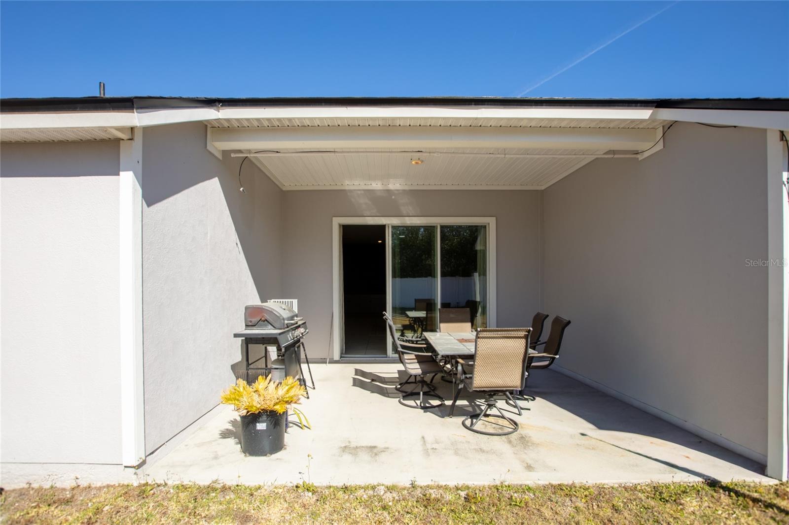 Image 23 of 72 For 46 Pitt Lane