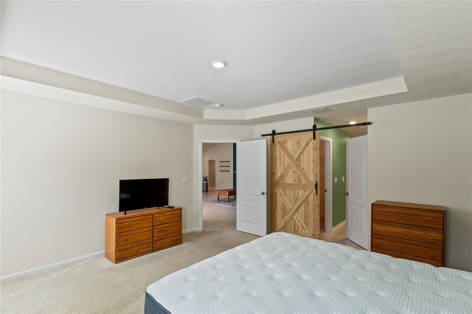 Image 27 of 72 For 46 Pitt Lane