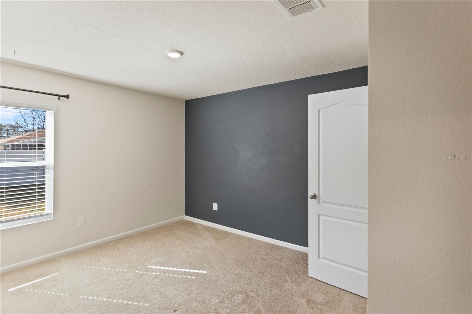 Image 44 of 72 For 46 Pitt Lane