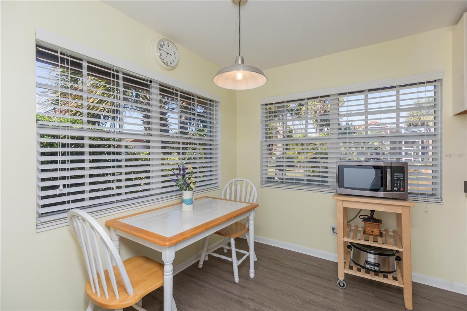 Image 15 of 87 For 40 San Carlos Drive