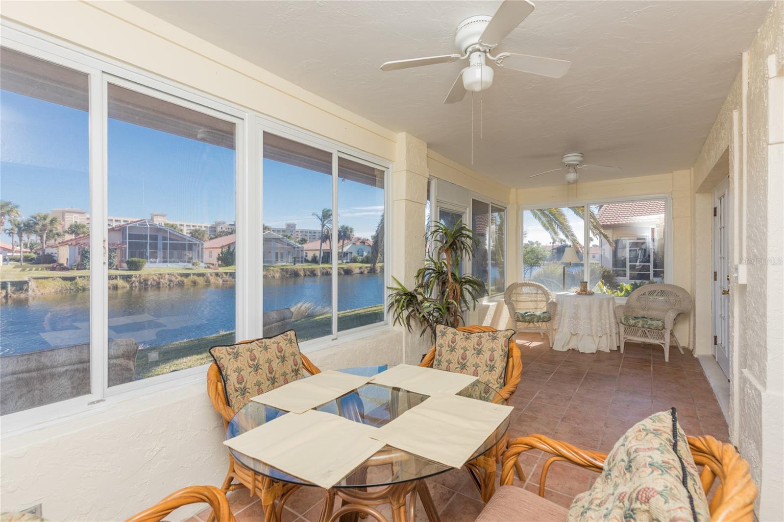 Image 31 of 87 For 40 San Carlos Drive